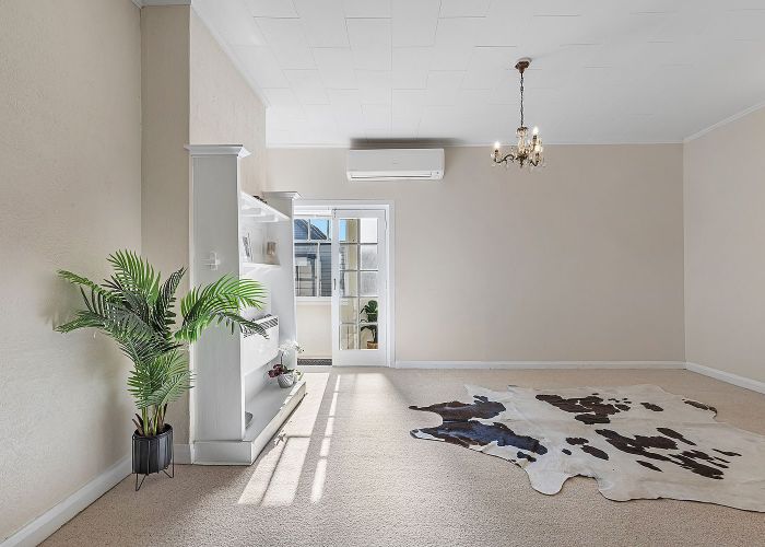  at 10 Rimu Road, Kelburn, Wellington, Wellington