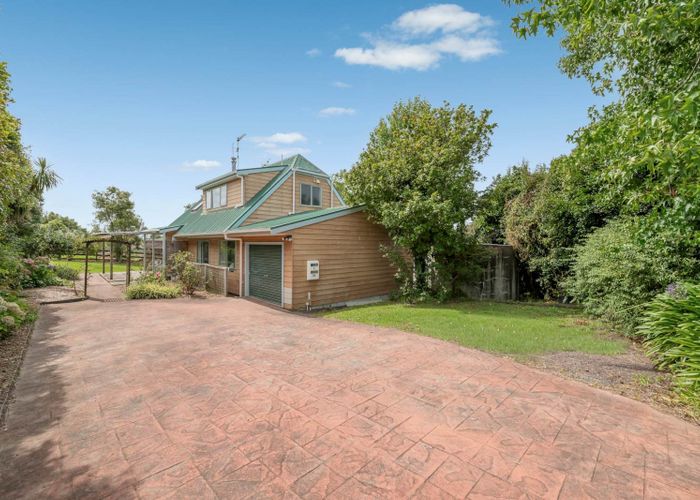  at 33A Bell Road, Beachlands, Manukau City, Auckland