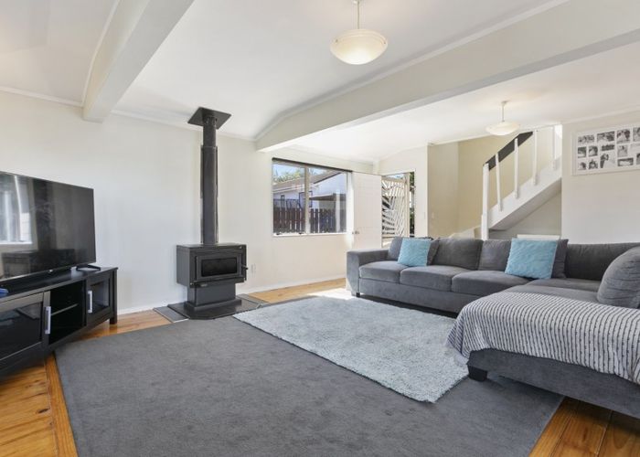  at 49 Langstone Street, Welcome Bay, Tauranga