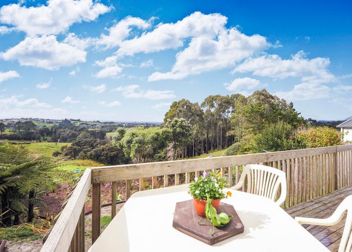  at 83 Sunnyvale Road, Massey, Auckland