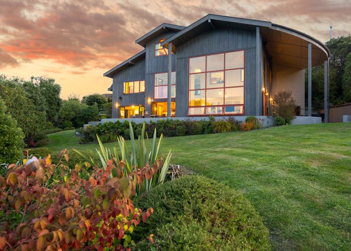  at 45 The Strand, Fitzherbert, Palmerston North, Manawatu / Whanganui