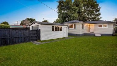  at 2 Hikurangi Street, Te Atatu Peninsula, Auckland