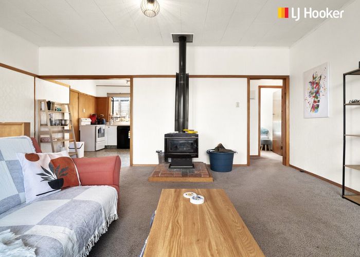  at 6 Quarry Road, Green Island, Dunedin