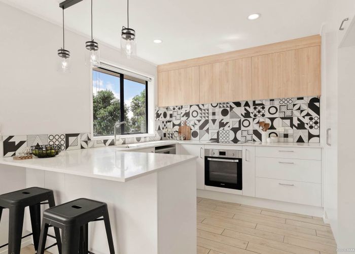  at 6 Dovey Place, Massey, Waitakere City, Auckland