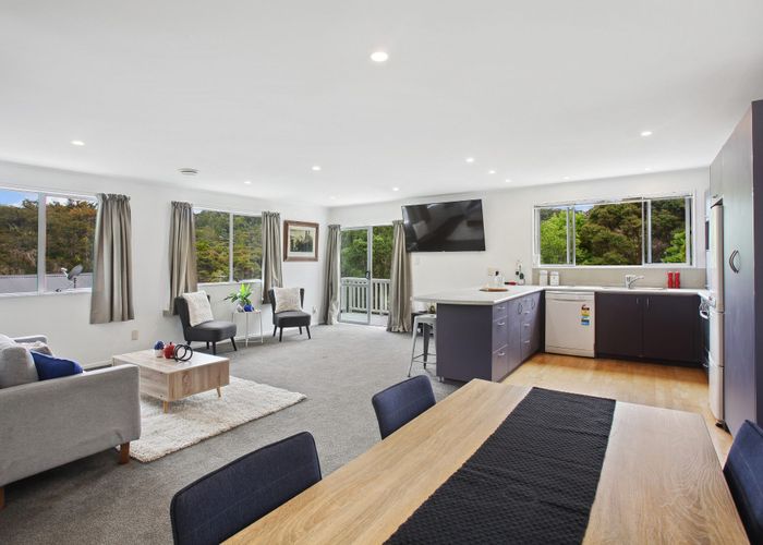  at 7 Napuka Road, Henderson Valley, Waitakere City, Auckland