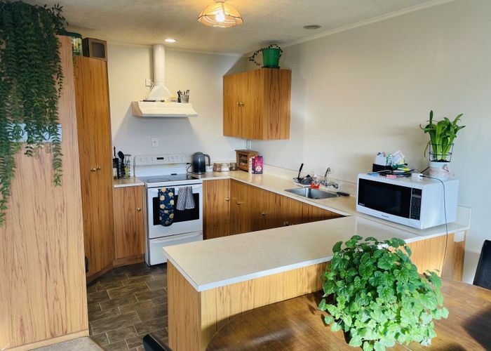  at 1 Calder Place, Winton, Winton