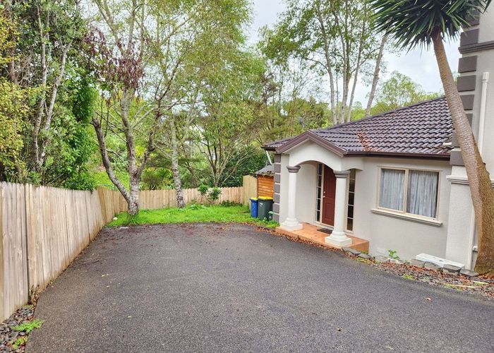 at 2 Summerfield Lane, Albany, Auckland