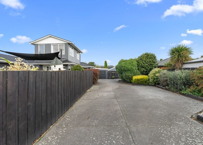  at 21 Greendale Avenue, Avonhead, Christchurch City, Canterbury