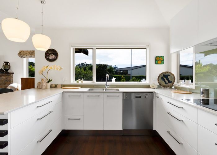  at 7 Portland Drive, Highlands Park, New Plymouth