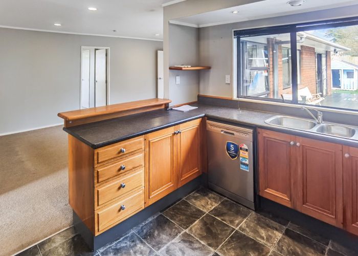  at 9 Eastridge Court, Northpark, Auckland