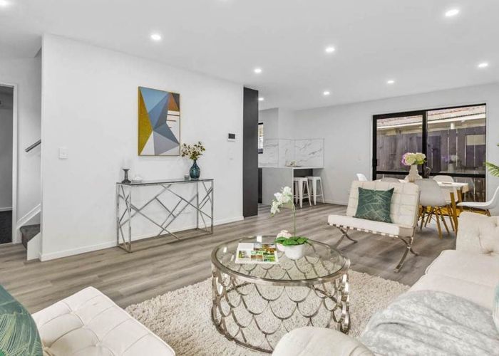  at 1/83 Station Road, Papatoetoe, Manukau City, Auckland