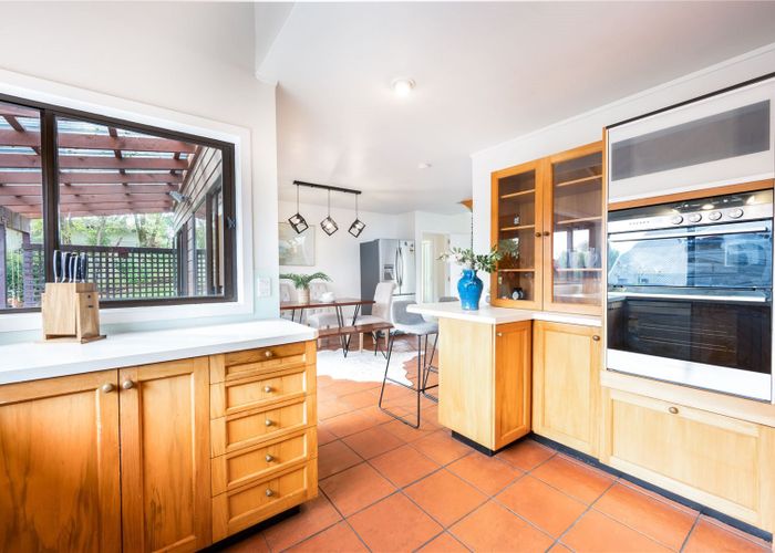 at 17 Unsworth Drive, Unsworth Heights, Auckland