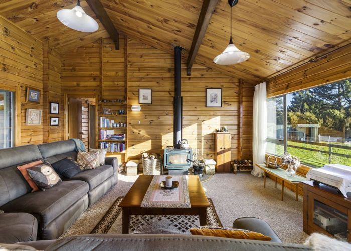  at 386 Wainui Road, WHAKAMARAMA, KATIKATI