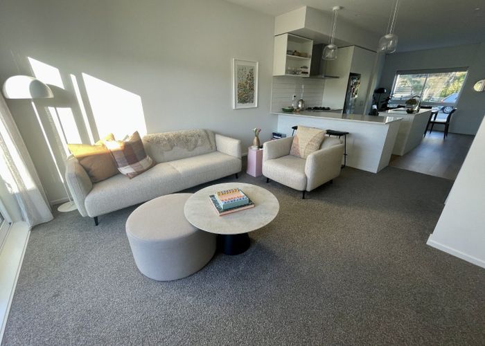  at 36 Koreke Close, Kenepuru, Porirua, Wellington