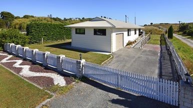  at 177 Kina Beach Road, Tasman