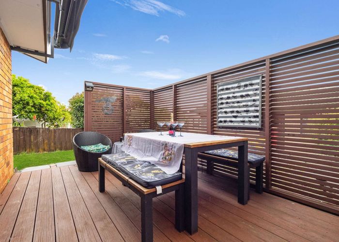  at 42 Bodi Place, Te Atatu South, Waitakere City, Auckland