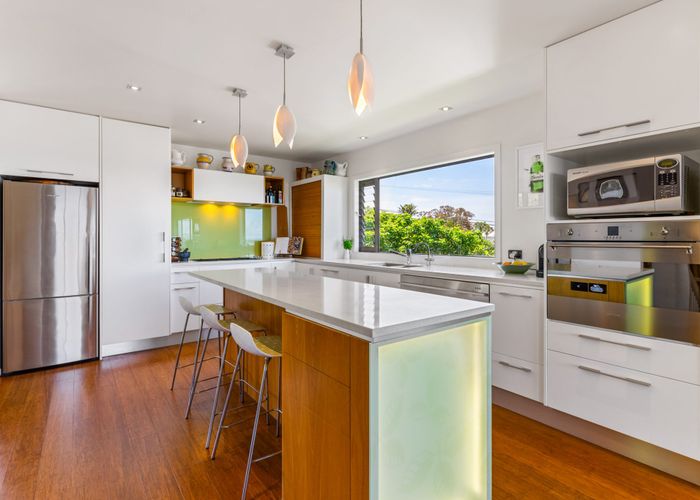  at 38 Hinemoa Street, Birkenhead, Auckland