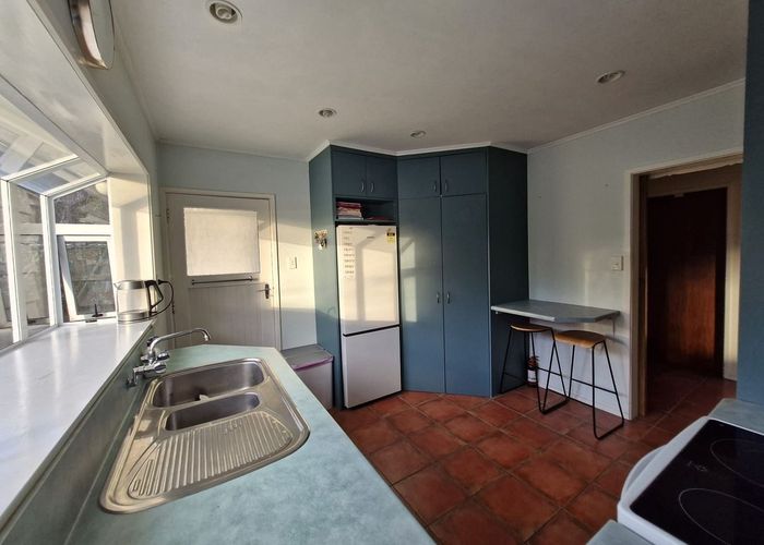  at 14 Robert Street, Newlands, Wellington, Wellington