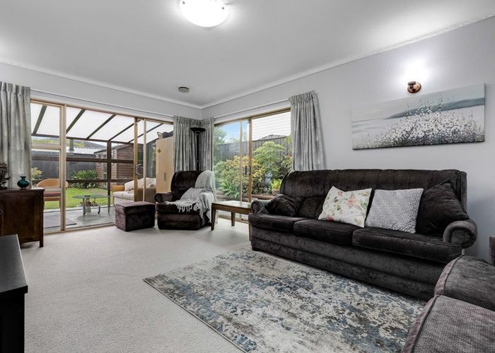  at 57 Pigeon Mountain Road, Half Moon Bay, Manukau City, Auckland