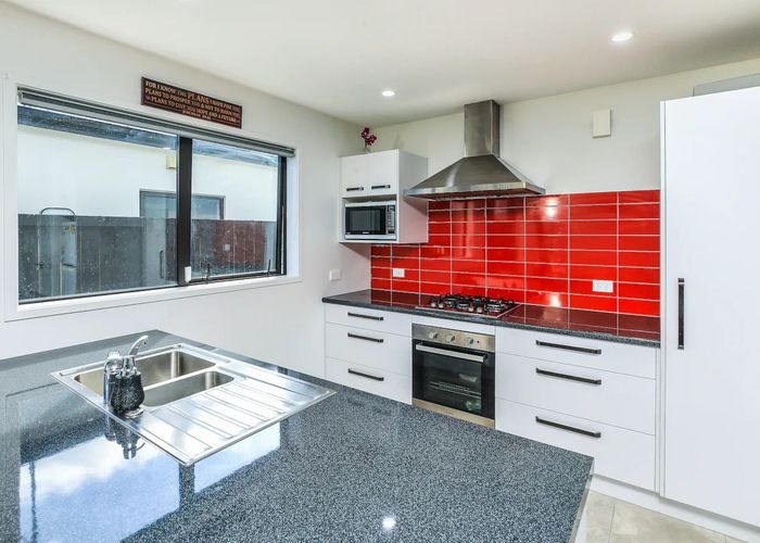  at 30 Probert Crescent, Chartwell, Hamilton
