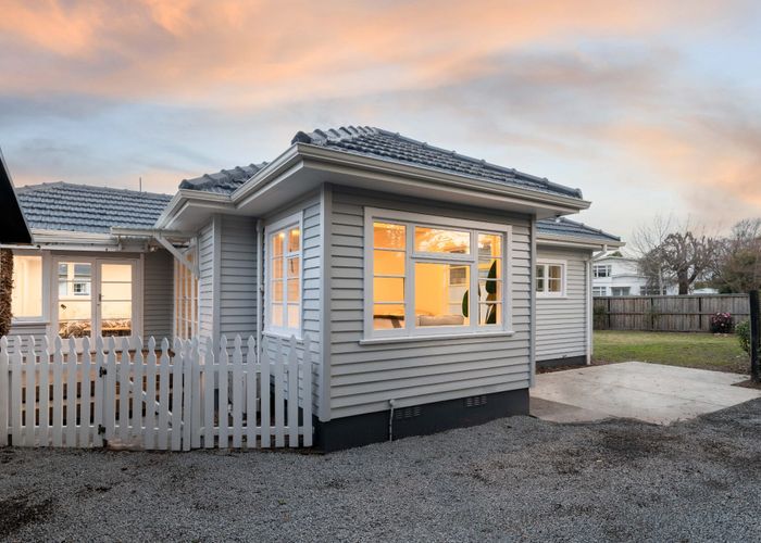  at 1/184 Wairakei Road, Bryndwr, Christchurch