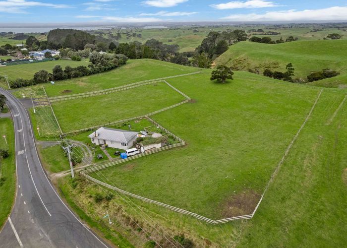  at 2590 Awhitu Road, Awhitu, Franklin, Auckland