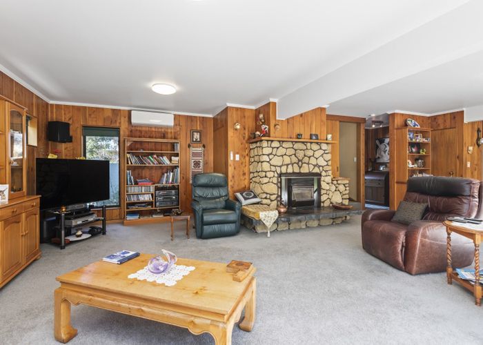  at 138 Atawhai Road, Fitzherbert, Palmerston North