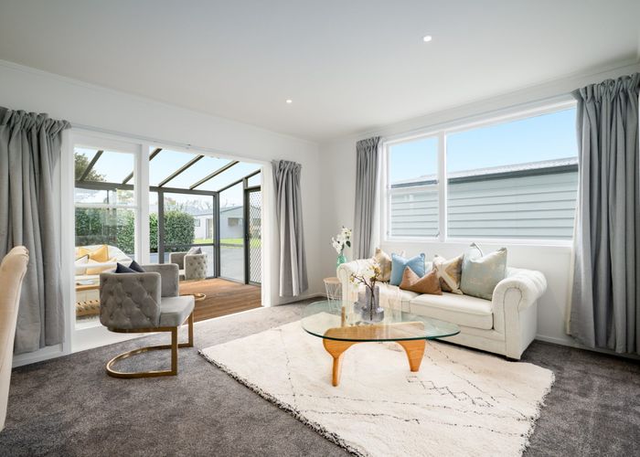  at 2/41 Gloucester Road, Manurewa, Manukau City, Auckland