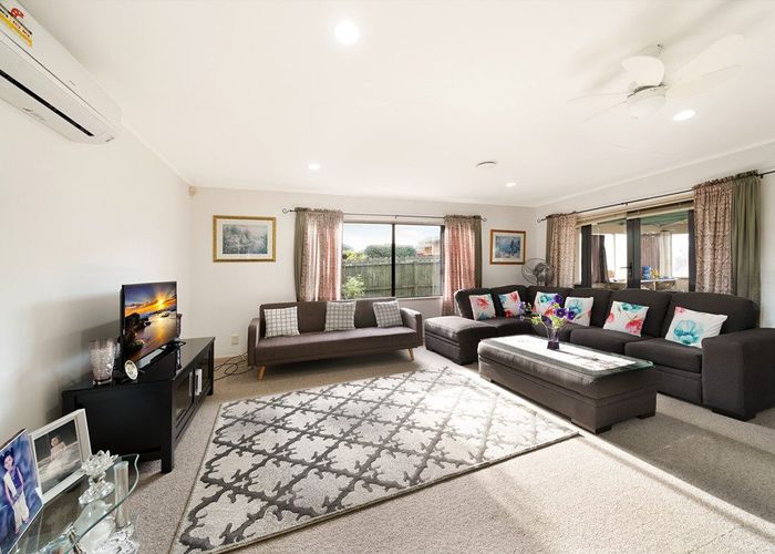  at 12 Palmer Avenue, Glen Eden, Auckland