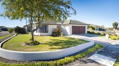  at 8 Montana Way, Milson, Palmerston North