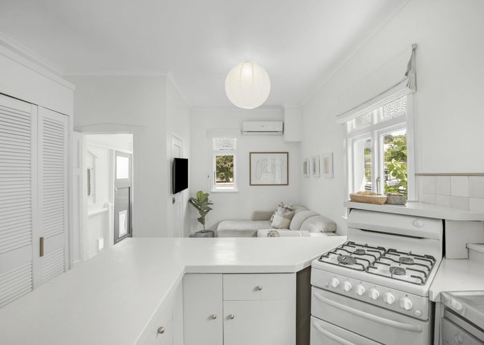  at 6 Bridge Street, Melling, Lower Hutt