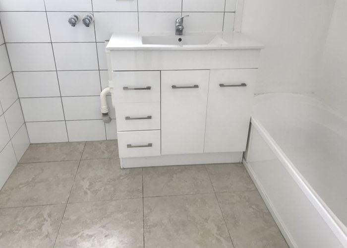  at 17A St Catherine Crescent, West Harbour, Waitakere City, Auckland