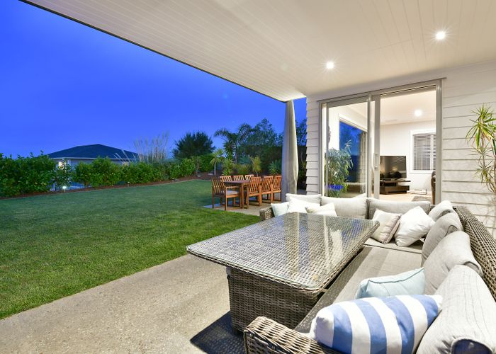 at 21 Manuel Road, Silverdale, Silverdale