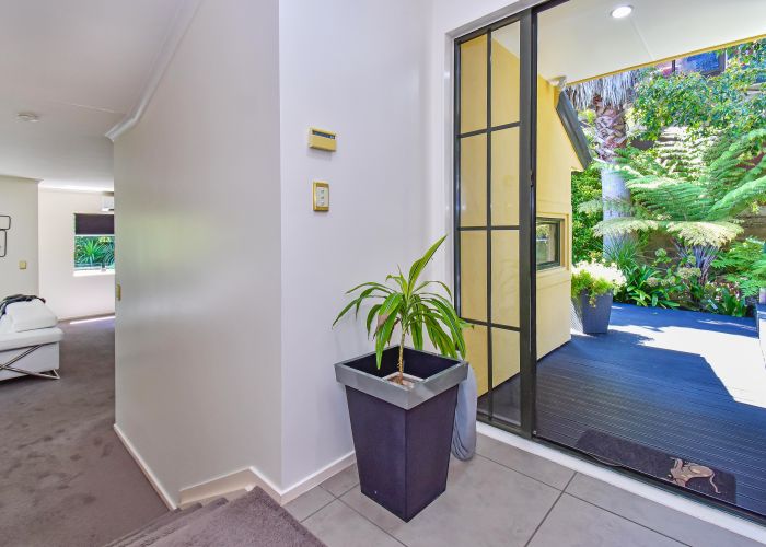  at 2/36 Halver Road, Hillpark, Auckland