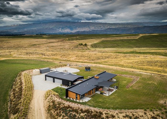  at 213 Golden road, Springvale, Alexandra