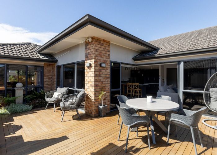  at 582 Gloucester Road, Papamoa, Tauranga, Bay Of Plenty