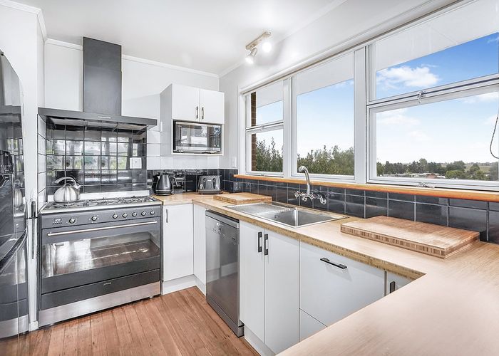  at 107 Tuhikaramea Road, Dinsdale, Hamilton