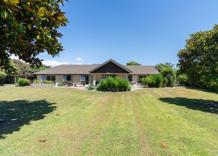  at 38 St Laurent Way, Ohau, Levin