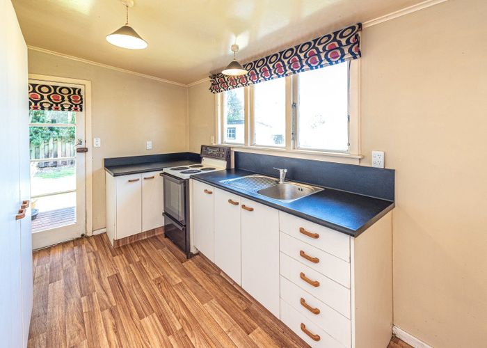  at 10 Cavell Place, Gonville, Whanganui