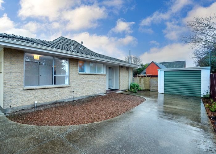  at 16B Broadfell Avenue, Avonhead, Christchurch