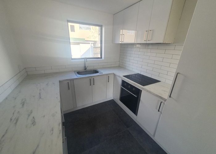  at 2/486 Barbadoes Street, Edgeware, Christchurch City, Canterbury