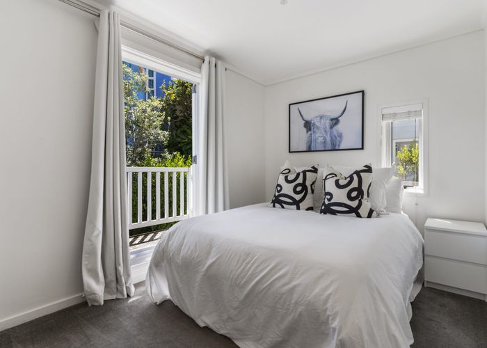  at 1/38 Kitchener Rd, Milford, North Shore City, Auckland