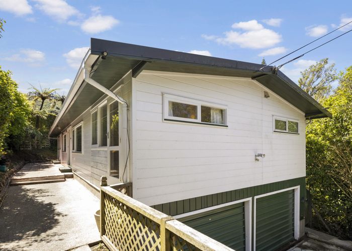  at 6 Claire Street, Ngaio, Wellington