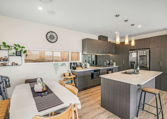  at 103E Woodglen Road, Glen Eden, Waitakere City, Auckland