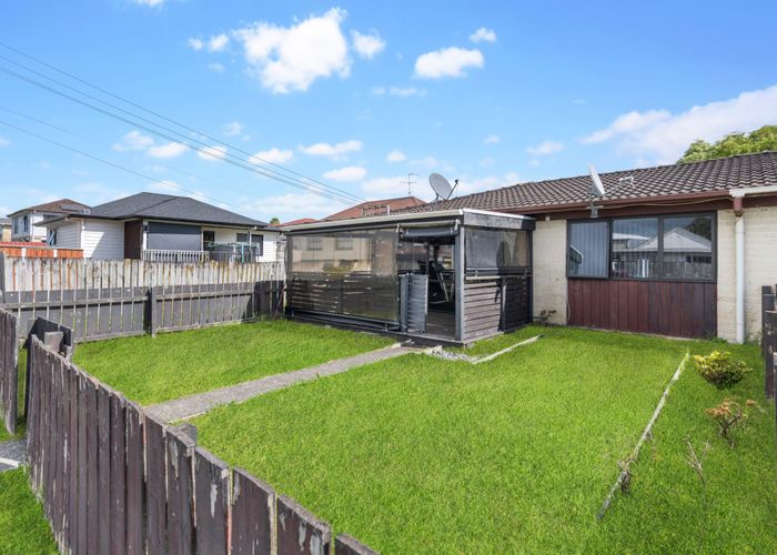  at 5/1 Plunket Avenue, Papatoetoe, Manukau City, Auckland