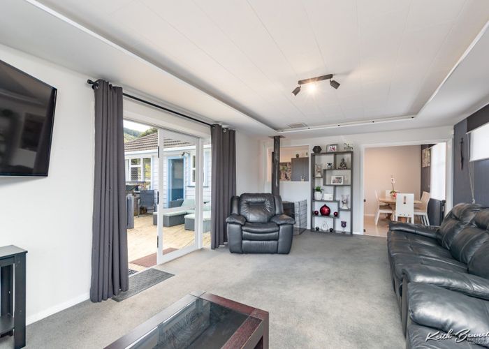  at 32 Gillespies Road, Birchville, Upper Hutt