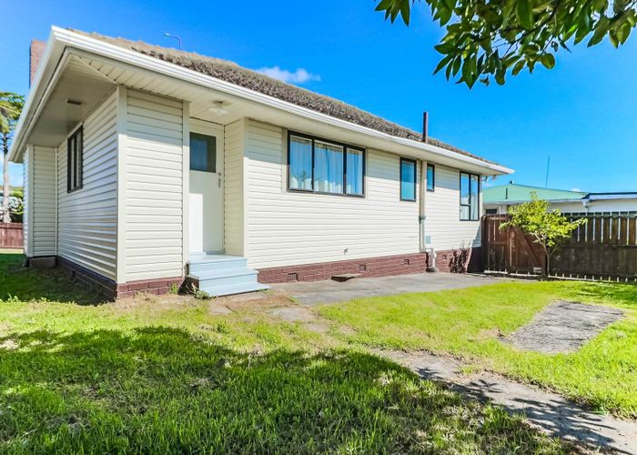  at 1/13 Kereru Street, Henderson, Waitakere City, Auckland
