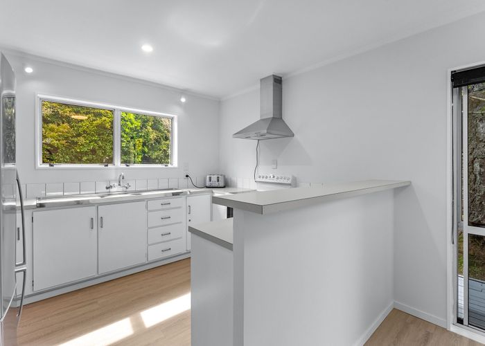  at 1/14 Sunward Rise, Glenfield, North Shore City, Auckland