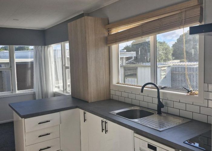  at 11 Julian Place, Westown, New Plymouth, Taranaki