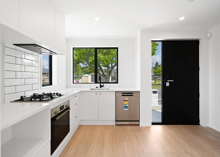  at 1 Michael Avenue, Dinsdale, Hamilton